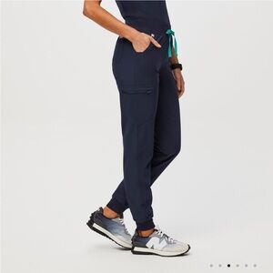 Figs | Zamora FREEx Lined Jogger Scrub Pants Navy Size Small